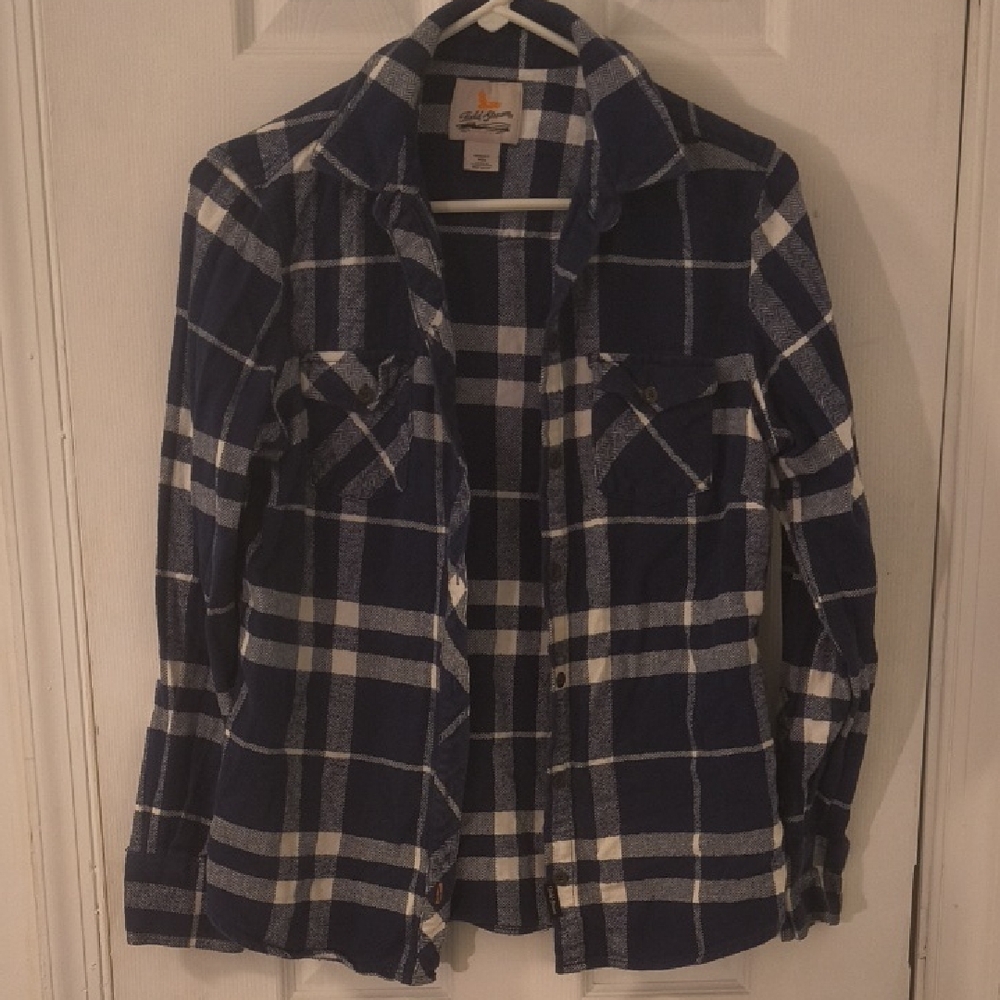 Field & Stream Blue and White Plaid Button Down Shirt